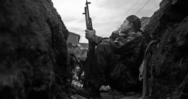 网页常见布局版面,常见的网页布局设计