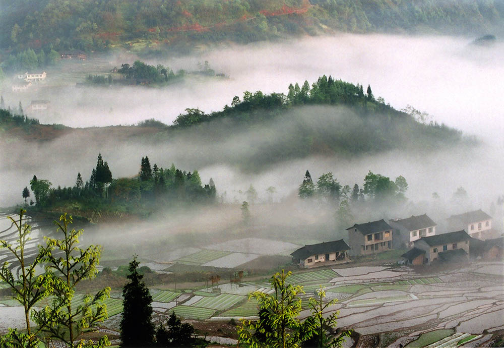 西部刀手,行走于中国道教神山四川洪雅瓦屋山,暗藏杀伐之气!
