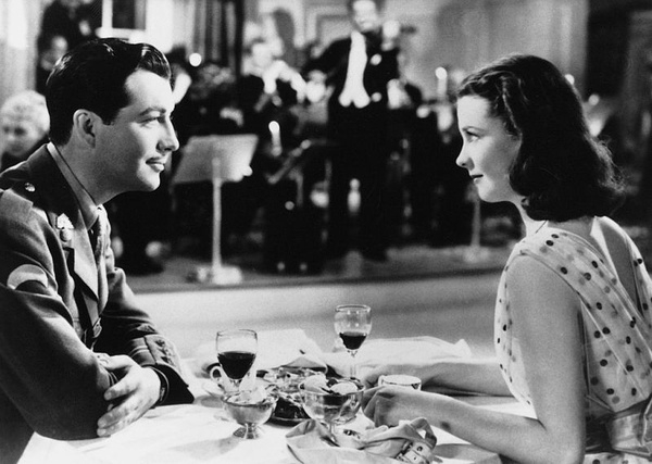 你可以不浪漫但不能没有惊喜,你可以不浪漫但生活不可以