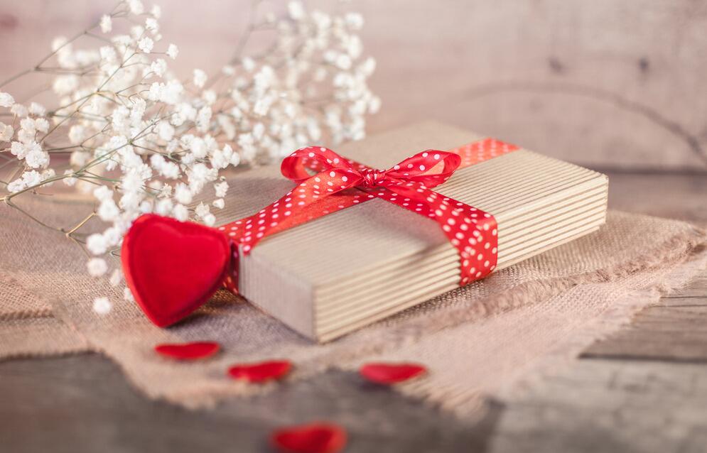 出国带什么手礼,出国必买伴手礼