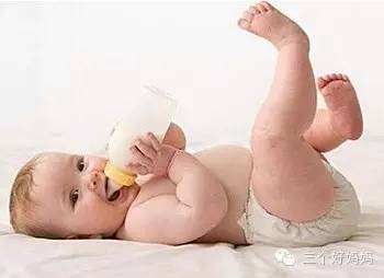 宝宝换奶粉拉肚子是乳糖不耐受吗,换奶粉后婴儿腹泻的处理方法