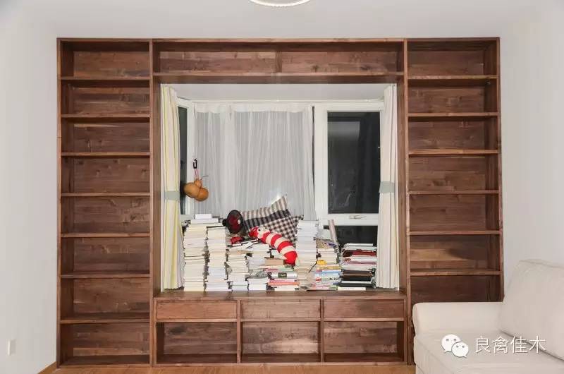 没有书房书柜怎么摆放 (家有书柜和家里没书柜的家庭区别)