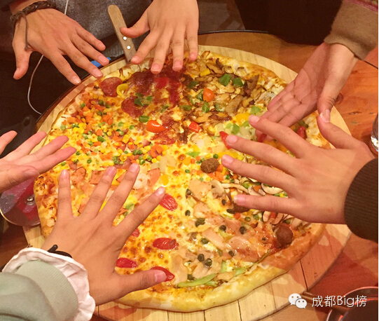 成都这3家餐厅，告诉你什么叫真正的大大大大大餐