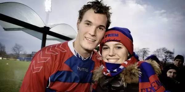 当足球遇上网球：巴萨名宿的侄子竟是皇马死忠