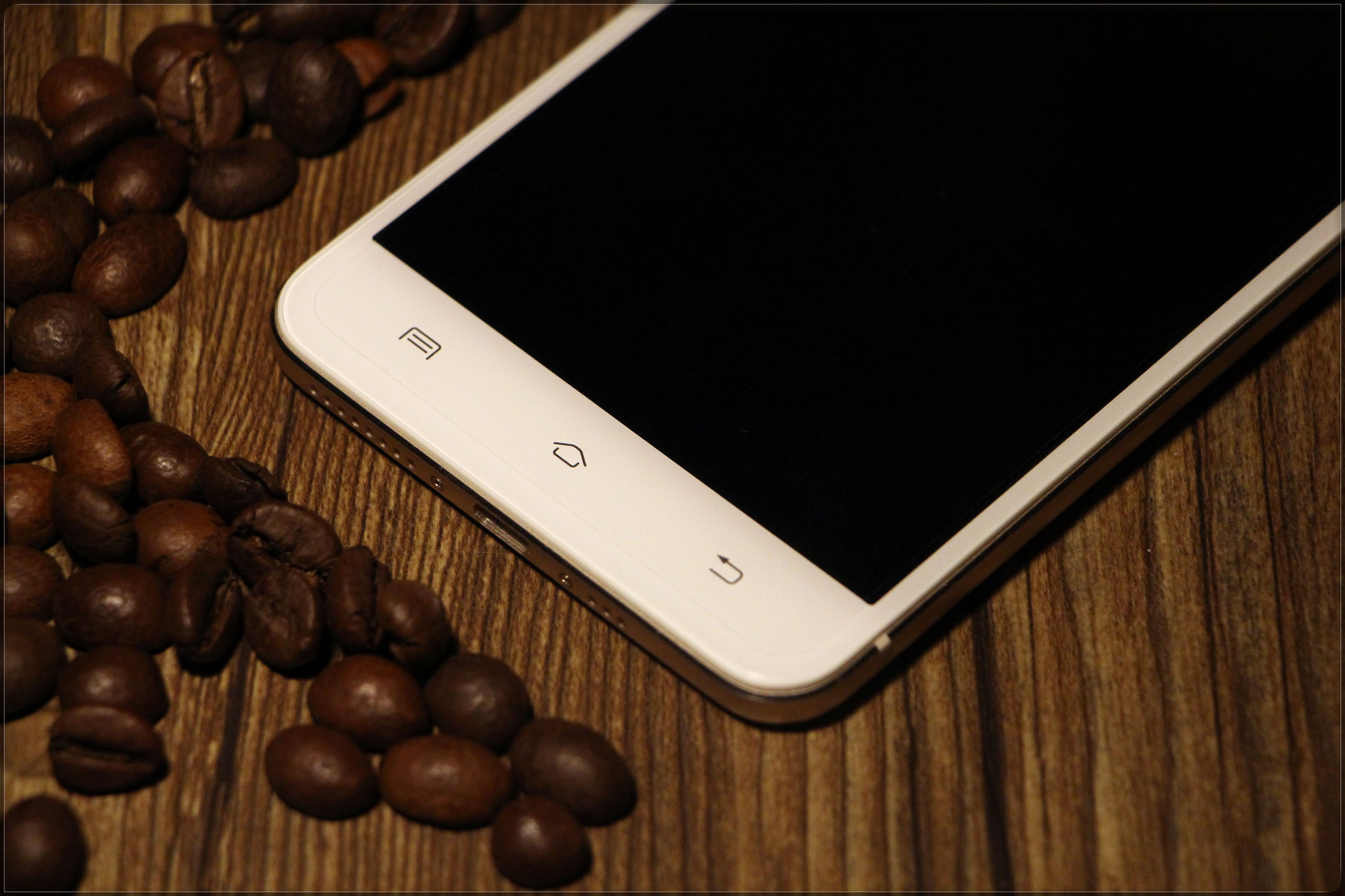 鑻规灉鎵嬫満鍝佽川,鑻规灉鍝佽川