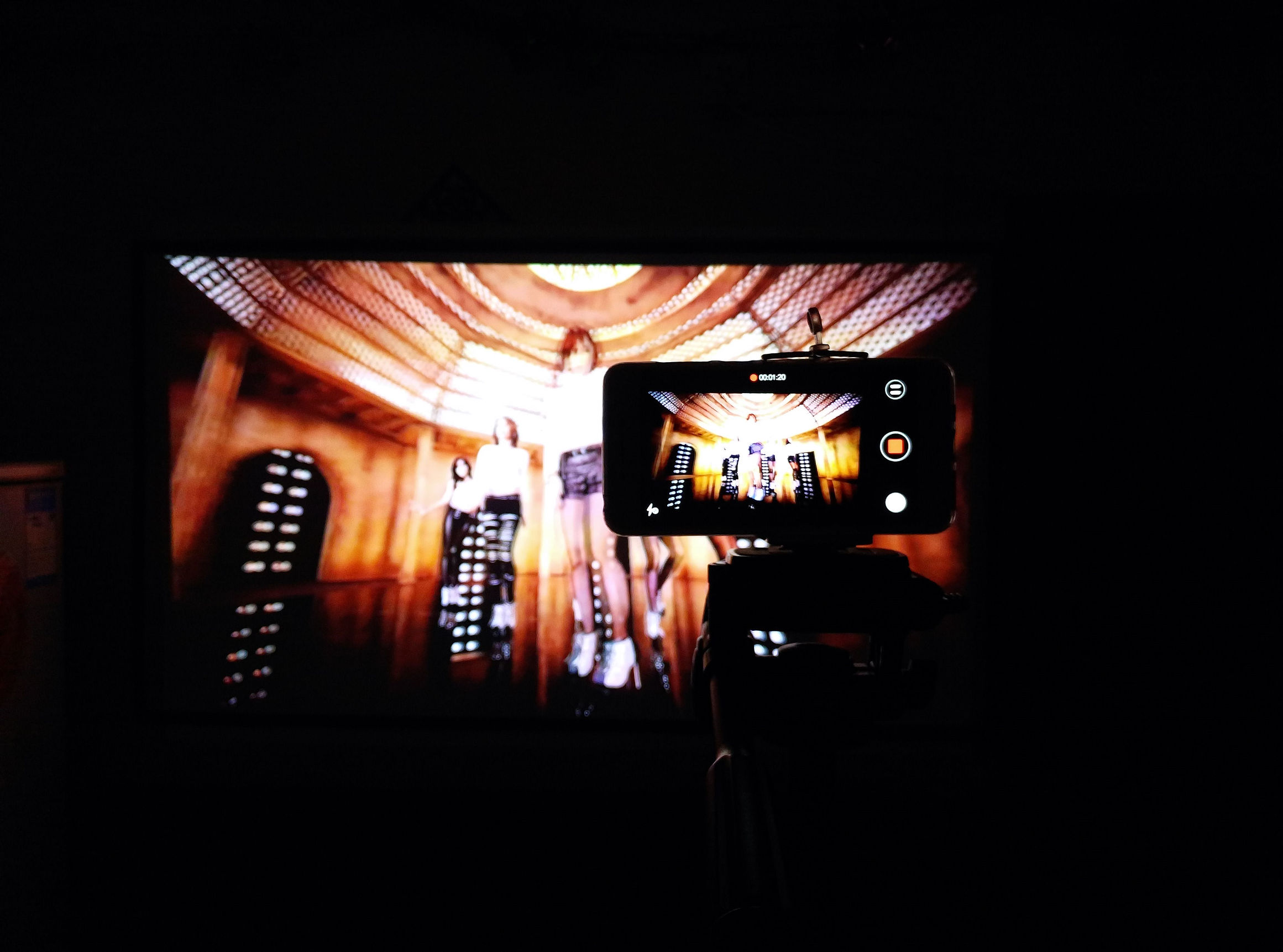 鑻规灉鎵嬫満鍝佽川,鑻规灉鍝佽川