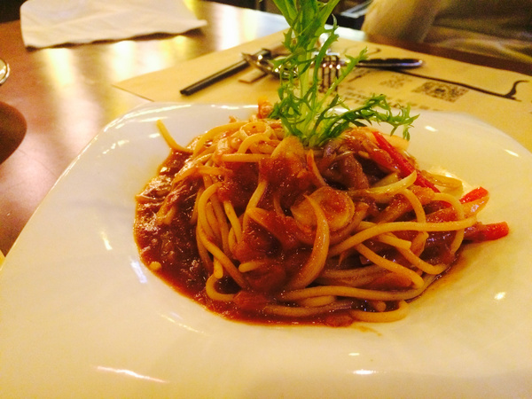 一段美丽感人的爱情故事,一个美丽的爱情故事的开始