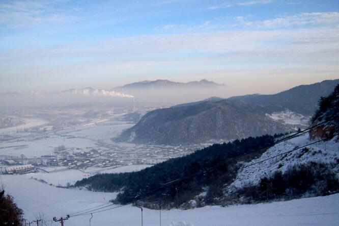 辽阳弓长岭水朝温泉,弓长岭水天一色温泉