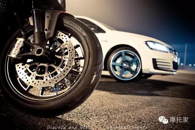 杜卡迪大魔鬼摩托测评,杜卡迪diavel1260和1260s的区别