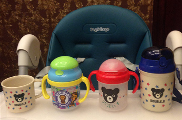 新安怡鸭嘴杯与贝亲鸭嘴杯的比较,八个月宝宝饮水杯鸭嘴杯