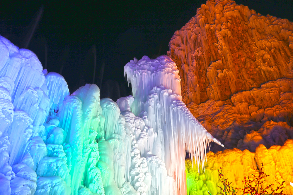 沕沕水冰瀑冰灯特价票,沕沕水景区冰灯需要门票吗