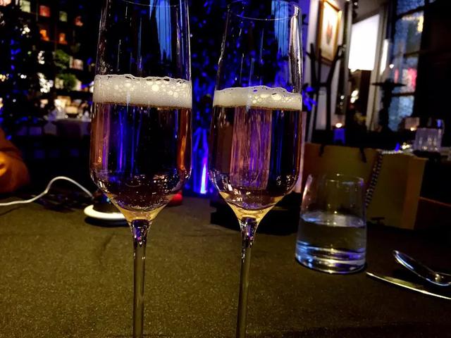 重庆情人节推荐去的地方,重庆适合情侣约会的餐厅