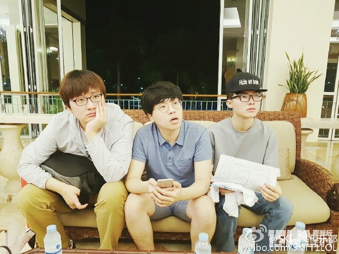 skt出征照视频,skt回归