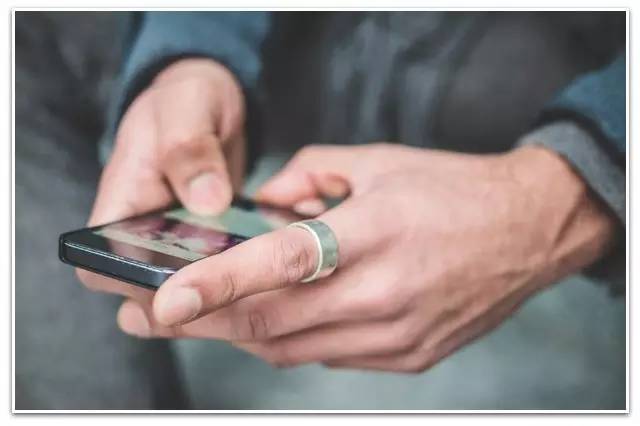 忆湄：“在线”时代生存报告||友好生活