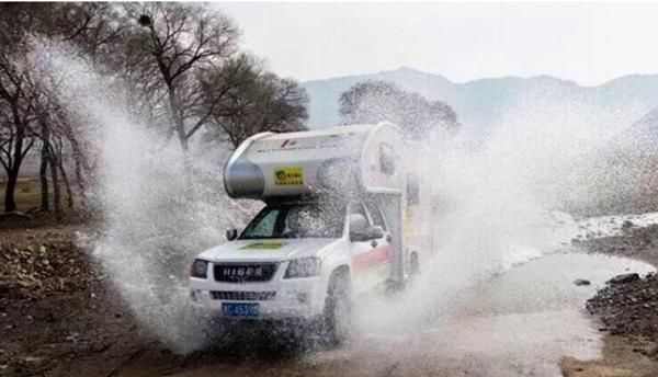 “苹添秋色”—租个房车去旅行