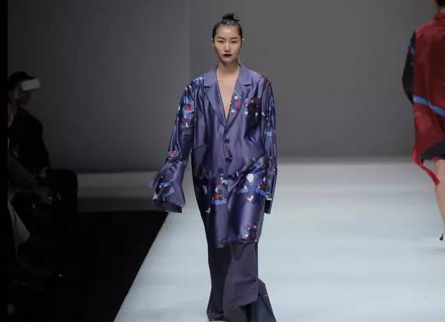 时装周特辑|Day6哇吲、LENGTHEN、陈闻、爱慕，总有一场秀打动你！