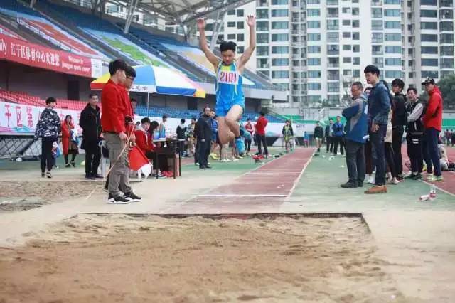 上演不一样的速度与激情,上演了现实版的速度与激情