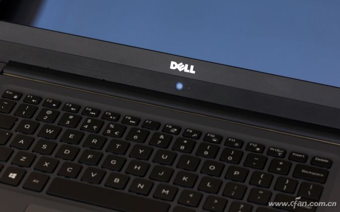 戴尔燃7000r1525s,戴尔燃7000黄白交替