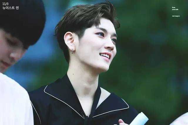 令人羡慕的爱豆应援,爱豆们的应援是真的吗