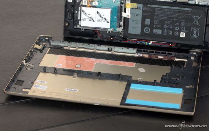 戴尔燃7000r1525s,戴尔燃7000黄白交替