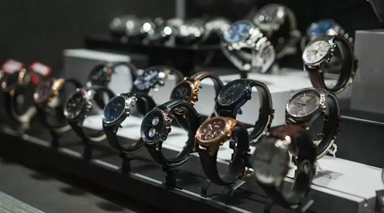 你朋友圈里删不完的代购,老外竟然管他们叫爸爸!