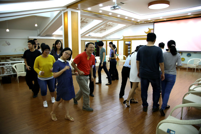 来,让我们一起解锁“舞动治疗”