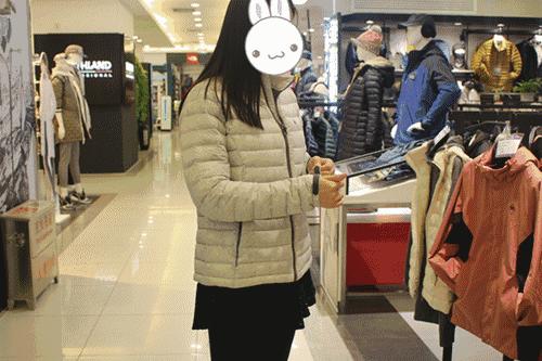 武汉最低温8度怕什么？我们给你测试了几十件轻羽绒服，还自带USB充电加热