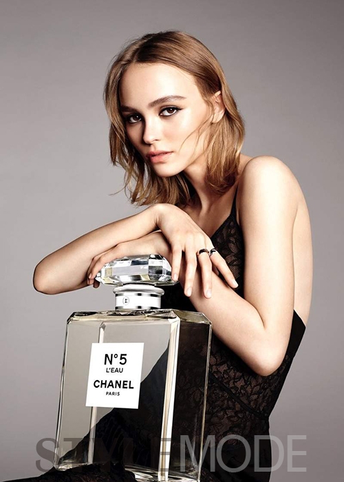 用香奈儿香水的女人,适合女孩喷的香水香奈儿
