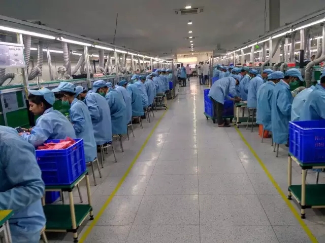 中国手机产业观察团走进Intex、闻尚