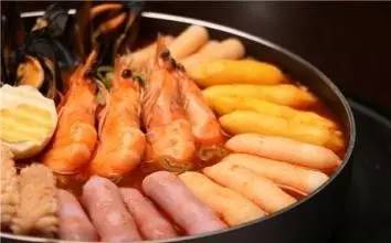 新白鹿、绿茶3折，炉鱼、乐伯部队锅半价，哈根达斯买一送一西湖边上的老牌商场，要用6天承包你的胃！