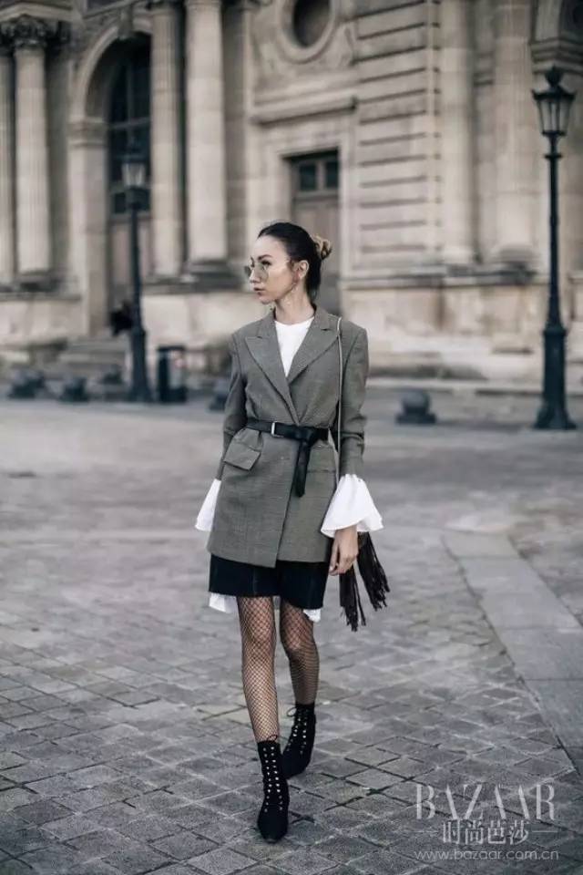 什么？“辣眼睛”的渔网袜又回来了？！然而这一次我竟然驾驭得这么好看！