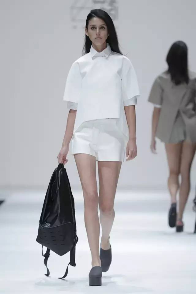 时装周特辑|Day6哇吲、LENGTHEN、陈闻、爱慕，总有一场秀打动你！