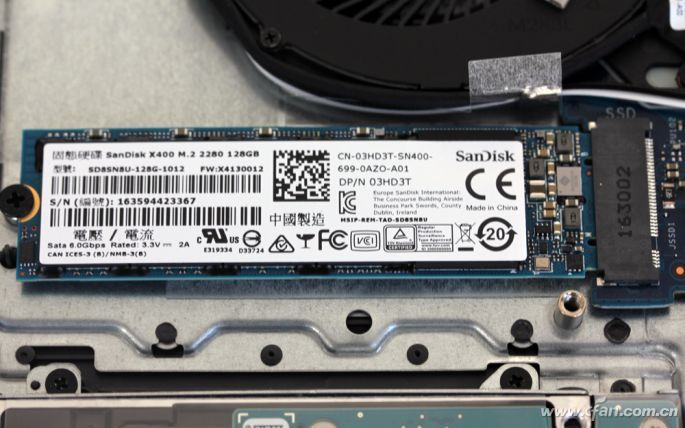 戴尔燃7000r1525s,戴尔燃7000黄白交替