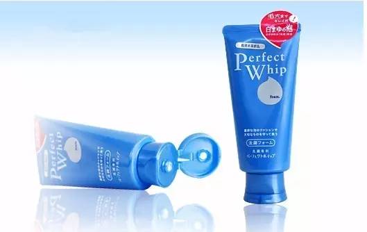 去黑头毛孔痘印的最有效的方法,去黑头控油长痘