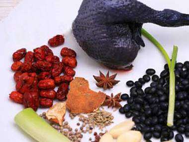 女性朋友所熟悉的乌鸡白凤丸,并不是“万金油”