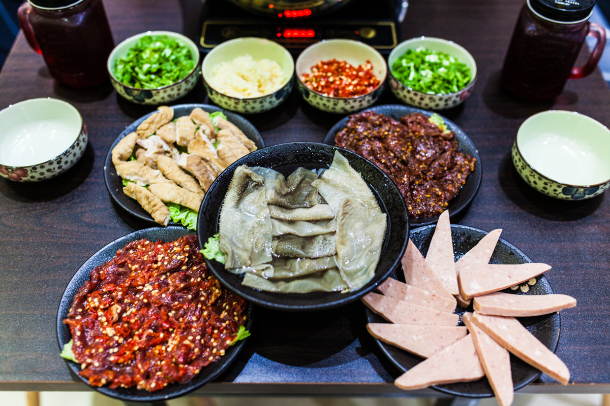 宜宾这家火锅店竟满足了我所有*欲肉**,超好吃!更有独家福利请拿好~