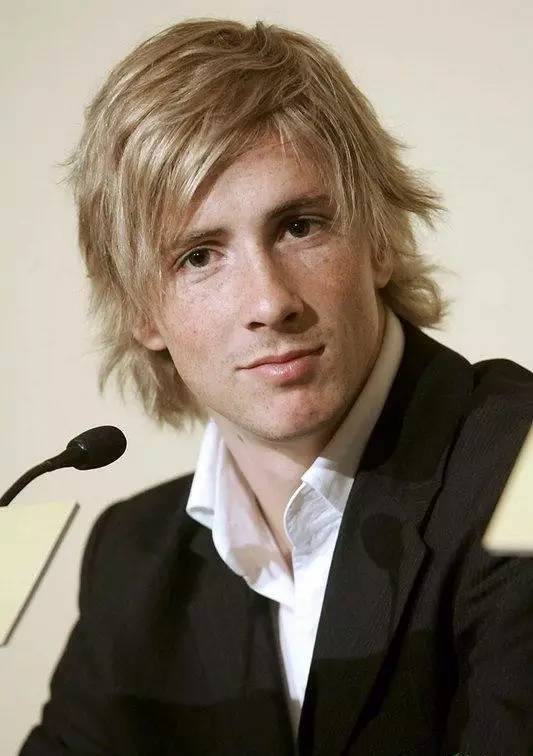 为什么爱体育的男人更吸引女人,踢足球的男人一般有什么性格特点