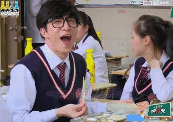 “双十一大打折”“错过等一年”low爆了,薛之谦一首文艺广告诗给微博圈带来了一股清风