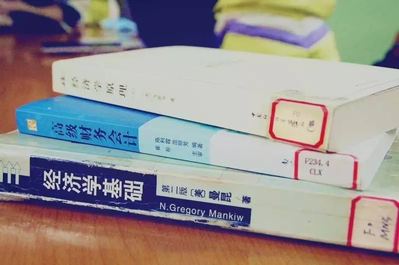 双十一与其剁手不如旅游,与其打工不如找个男朋友