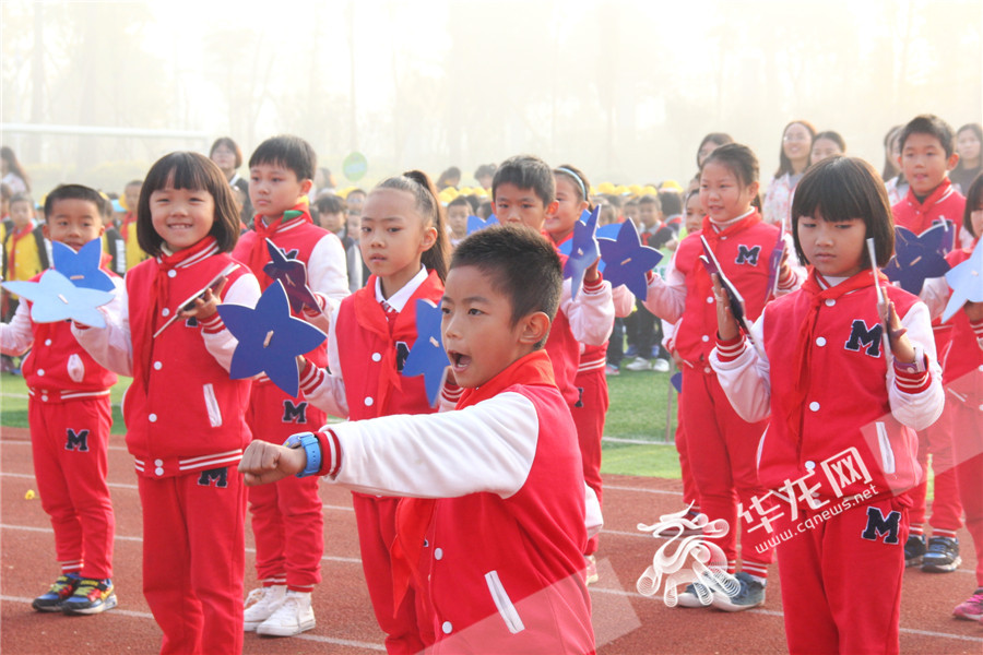 运动会家长穿衣服比赛,运动会家长穿同款衣服