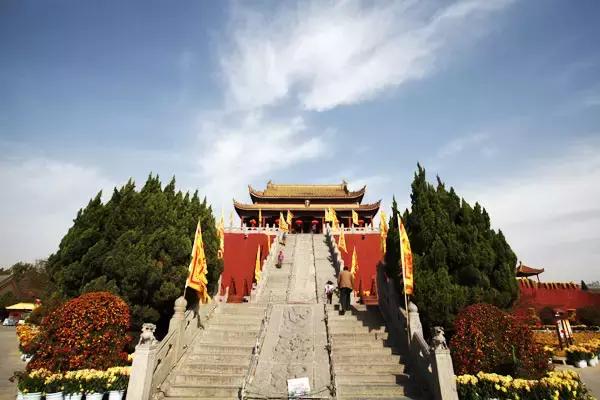 开封旅游住宿攻略,开封洛阳旅游攻略