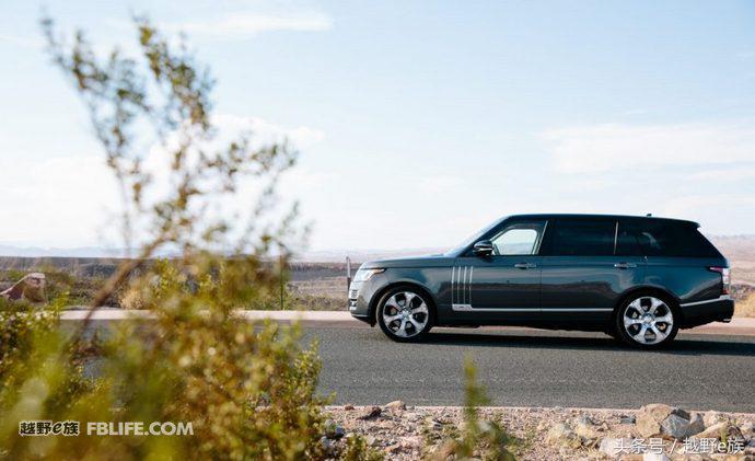 添越vs揽胜大小,添越实车对比揽胜