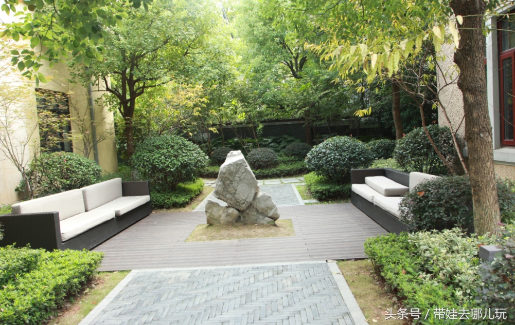 姘戝浗棰愬拰鍏,鍗椾含棰愬拰鍏娓歌