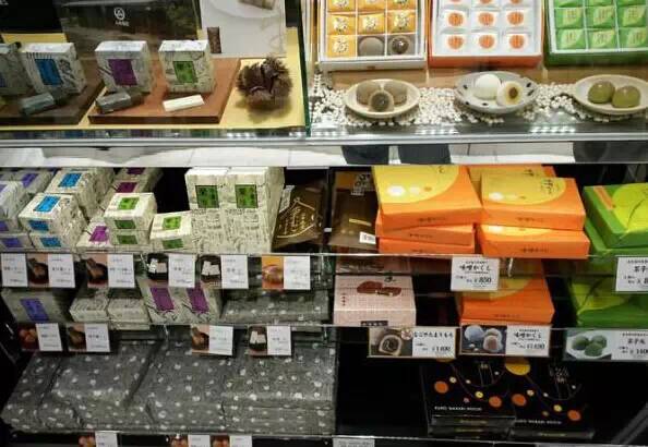 东南亚机场免税店购物攻略,全球机场免税店必买清单