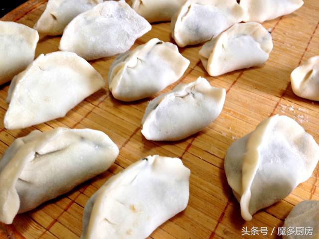 立冬没有吃上妈妈包的饺子,荠菜干和荠菜冷冻的哪个好吃