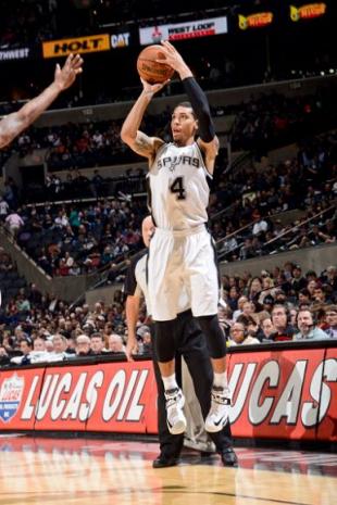 马刺又出怪招下放“皇阿玛”,微服私访只为找回杀手准星