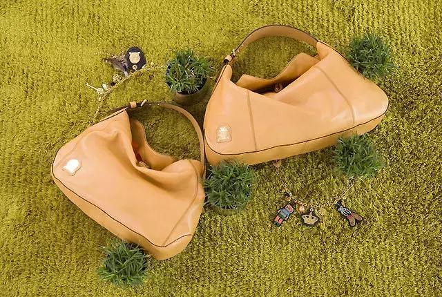 适合年轻人的潮牌包包品牌,目前日本最流行的包包