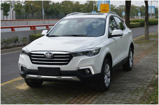 奔腾x801.8t和2.0哪个好,奔腾x80试驾2.0油耗咋样