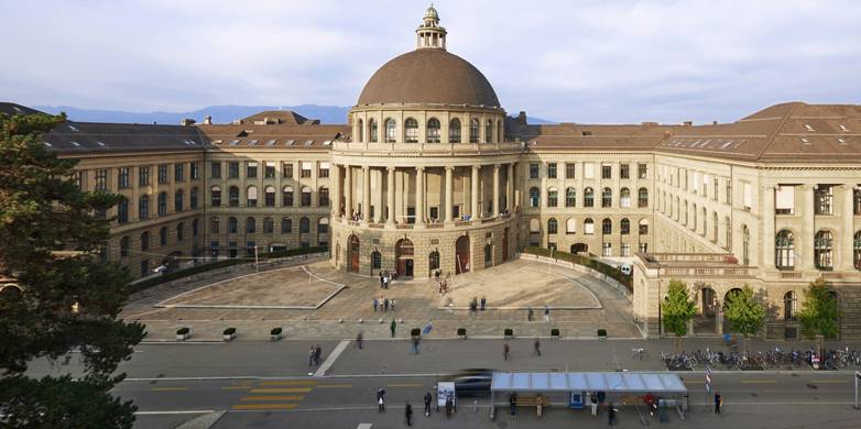 全球最精准gps定位,美国gps导航精度