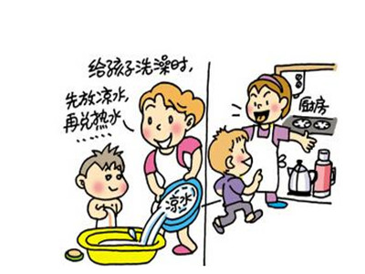 宝宝脚烫伤起泡要不要弄破,小男孩脚烫伤